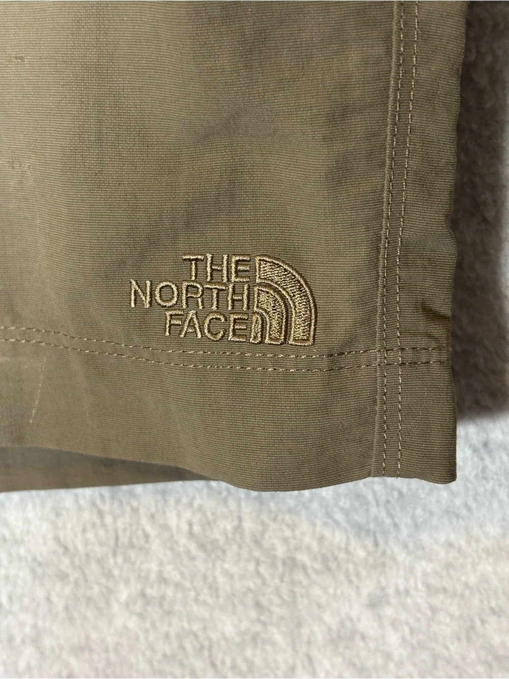 The North Face lightweight Nylon Technical Hiking Shorts-Olive Green-Men Size 34